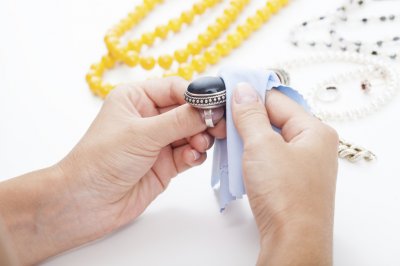 як чистити срібні прикраси